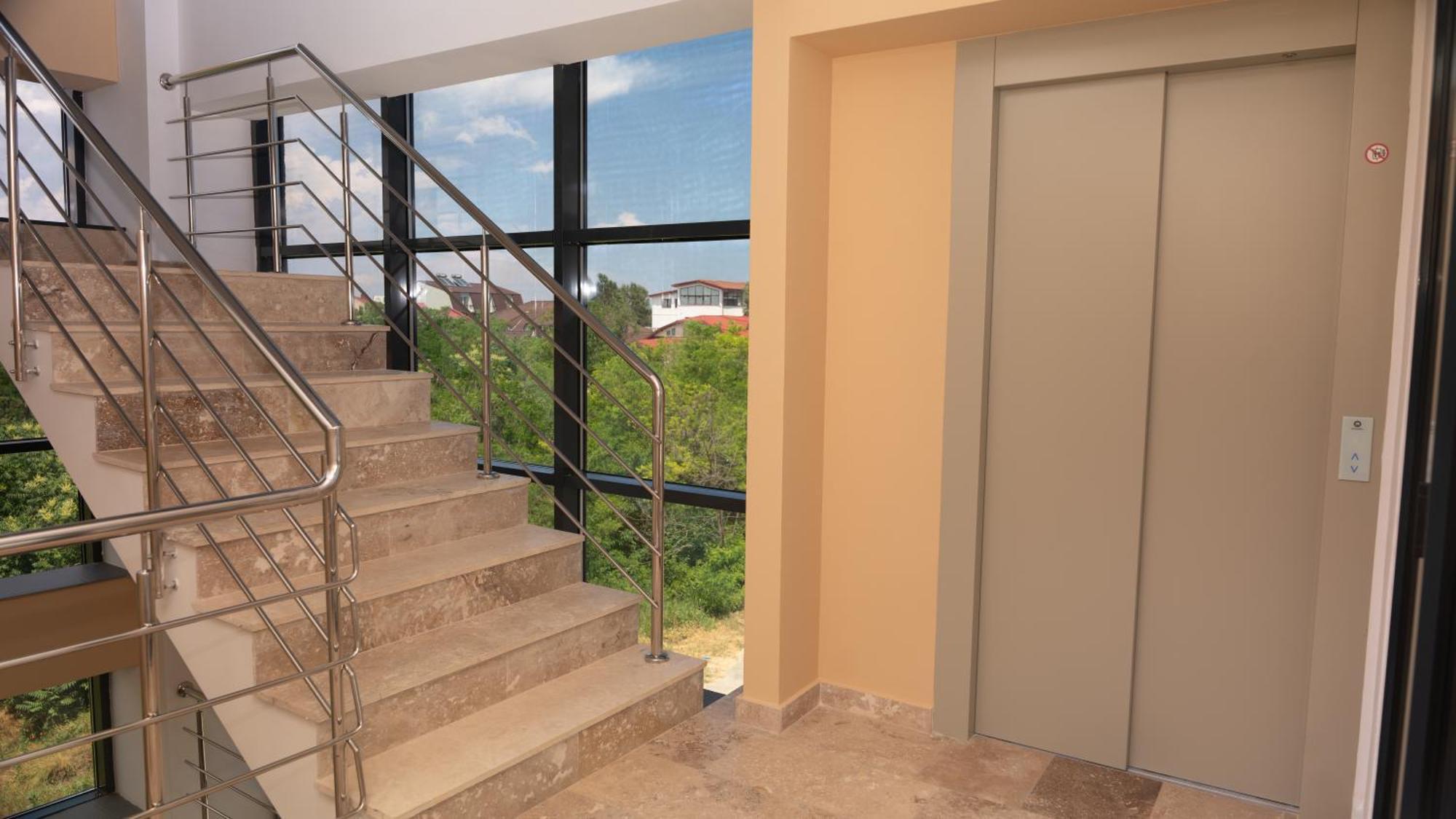 Hotel Alis เอโฟริเอนอร์ด ภายนอก รูปภาพ