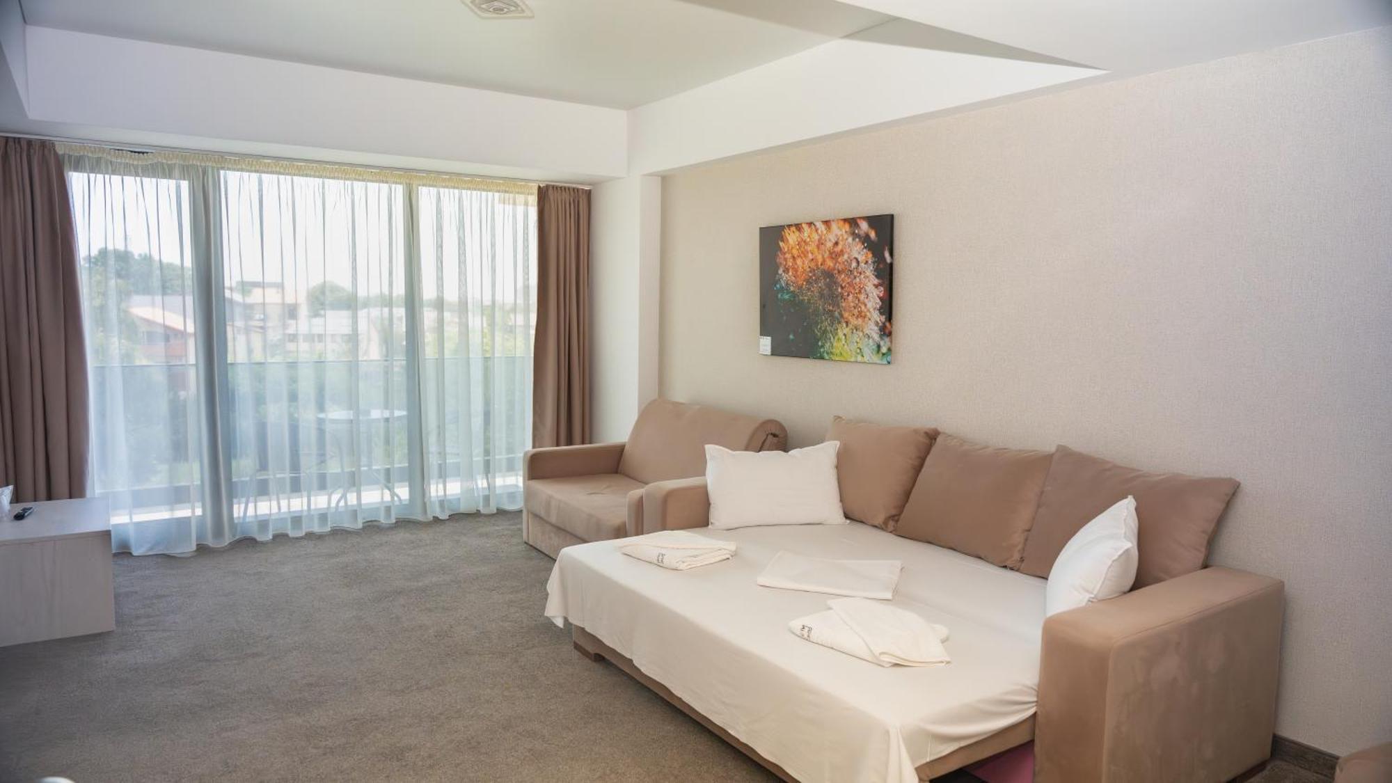 Hotel Alis เอโฟริเอนอร์ด ภายนอก รูปภาพ